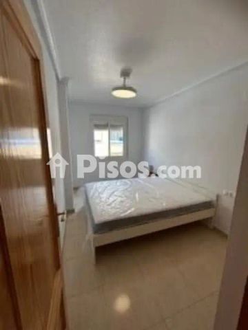 Piso en alquiler en Centro - Foto 3