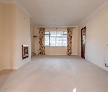 3 bedroom link detached house to rent - Photo 2