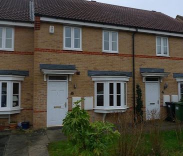 3 bedroom terraced house to rent - Photo 4