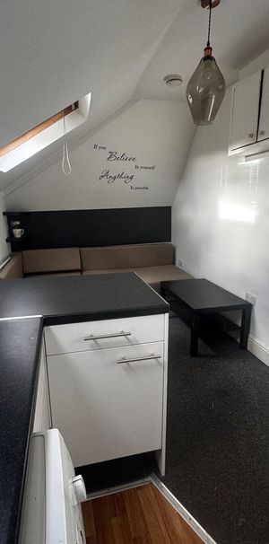 1 Bed Flat, Denzil Avenue, SO14 - Photo 1