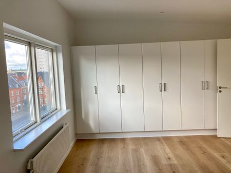 Taglejlighed i Aalborg med altan og udsigt - Photo 5