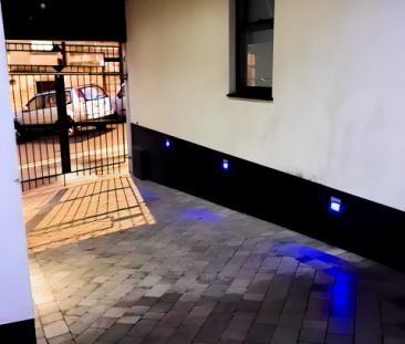 5 Bed 2 Bath - Photo 4