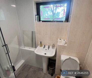 1 bedroom in a house share to rent - Photo 6