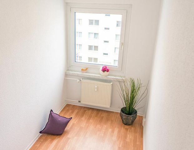 Sofort verfügbare 3-Raum-Wohnung mit Möblierung - Foto 1