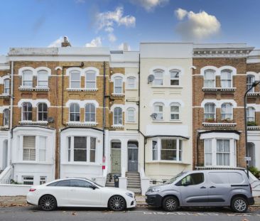 2 Bedroom Flat - Photo 2