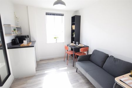 Brayford Court - Studio Room - 26/27 - Photo 2