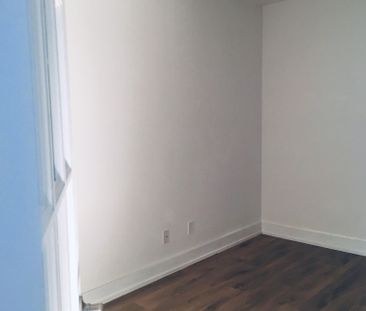 For Lease - 128 Fairview Mall Drive Unit# 421, Toronto, Ontario - Photo 6