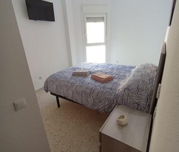 Piso de alquiler en Avenida de la Constitución de 1978, 15, Cobrero... - Photo 1