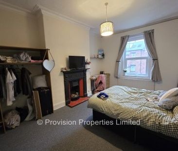8 Bedroom Student House Ash Grove - Photo 6
