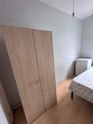 Room in a Shared House, Credon Road, E13 - Photo 5