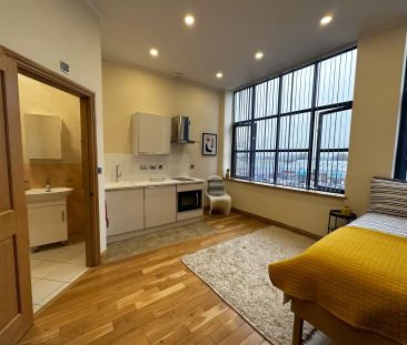 Executive Studio - Photo 1