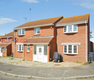 3 bedroom flat to rent - Photo 4