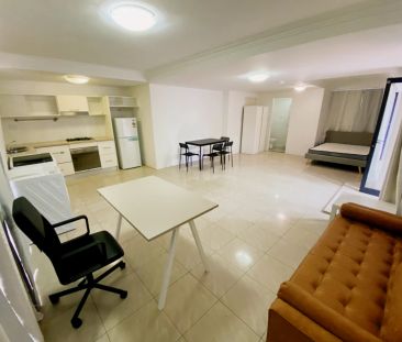 1 bed 1 bath(Inclusive of bills) - Photo 2