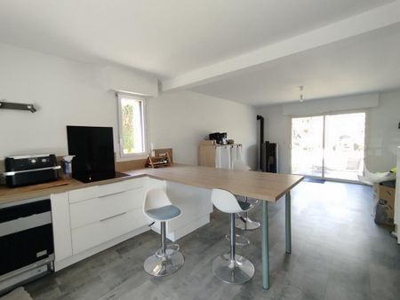 Maison T5 à louer Bourgbarre - 110 m² - Photo 3