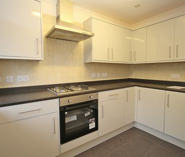 Mandeville Road, TW7, Isleworth - Photo 5