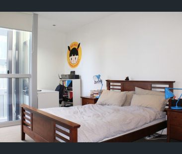 Inner City Location! - Photo 1