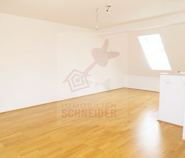 IMMOBILIEN SCHNEIDER - Waldtrudering- traumhaft schöne 4 Zi-DG-Galerie-Wohnung mit Kaminanschluss - Foto 1