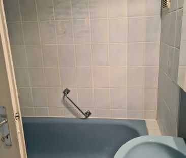 2 pcs for rent for the year unfurnished center of Crans - Foto 4