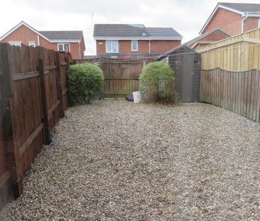 3 bedroom detached house to rent - Photo 2