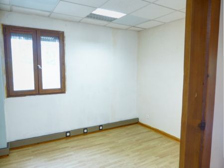 Appartement - 82,04 m² - 4 pièces - Photo 5