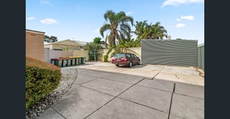 Beautifully Updated City-Fringe Unit - Photo 5