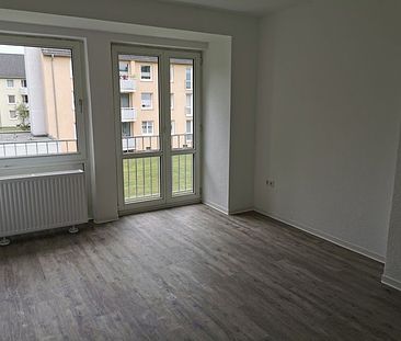 Frisch sanierte und renovierte 3-Zimmer-Wohnung mit Balkon - Foto 6