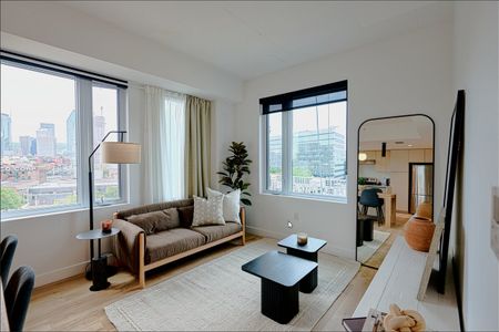 Condo for rent, Montréal (Ville-Marie) - Photo 3