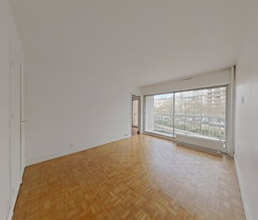 Location Appartement 1 pièce 31m² PARIS 11ème - Photo 1