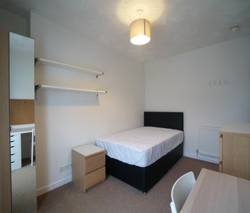 7 College Road - Photo 6