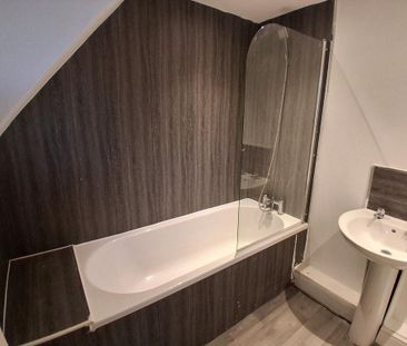 2 bedroom terraced house to rent - Photo 5