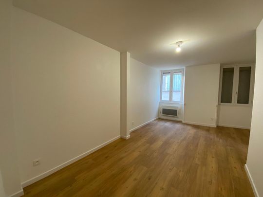 Location Appartement 2 pièces 53m² CHABEUIL 26120 - Photo 1