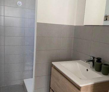 Location Appartement 1 pièce 9m² VALENCE 26000 - Photo 1