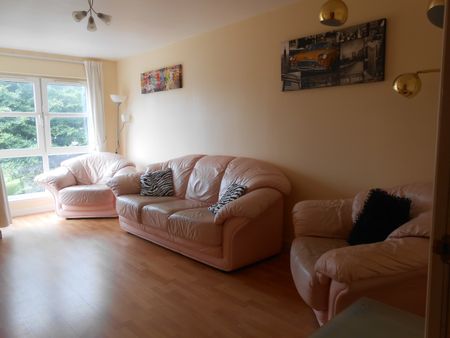 2 Bed Flat, Bothwell Road, AB24 - Photo 3