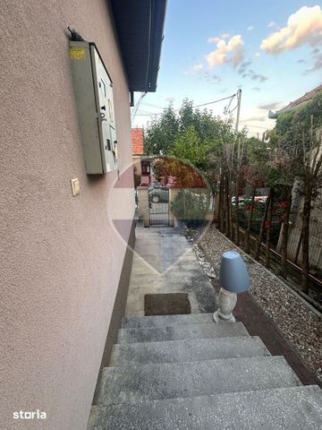 Închiriez casă ultrafinisată, zona Dâmbul Rotund - Photo 4