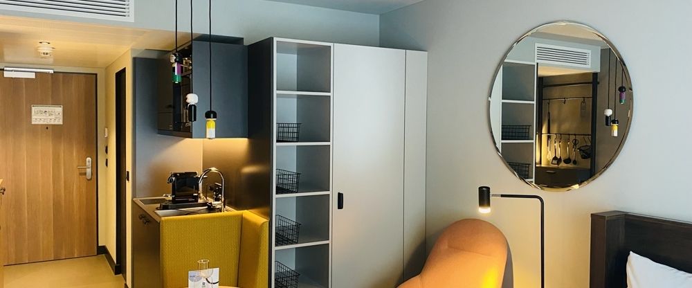 Ab Ende Oktober: All Inclusive, Urban High Level Design Apartment mit Balkon - Foto 1