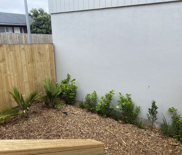 35C Matipo Road, Te Atatu Peninsula - Photo 3