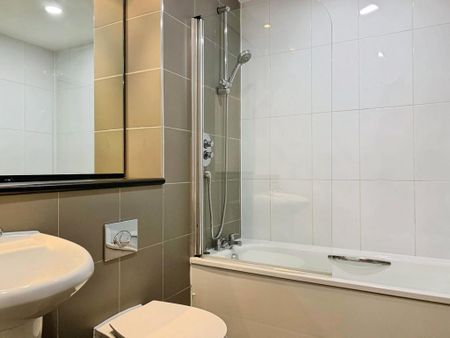 1 bedroom flat to rent - Photo 5