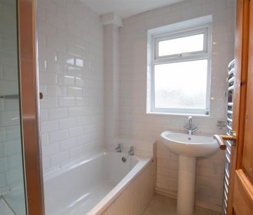 3 bedroom terraced house to rent - Photo 6