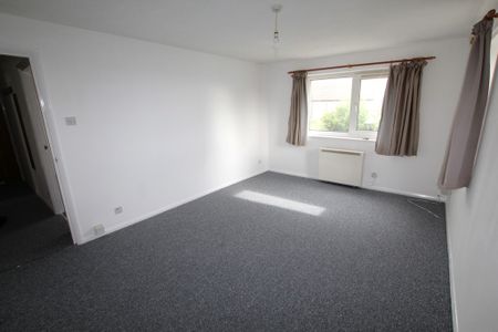 2 bed flat to rent in Westbourne Court, 9 Priory Avenue, Hastings - Photo 4