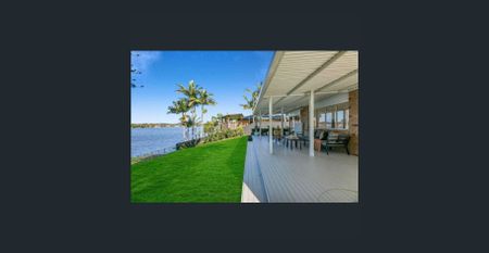 EXCEPTIONAL CONTEMPORARY HOME FOR RENT WITH SPECTACULAR PANORAMIC WATERFRONT VIEWS - Photo 5