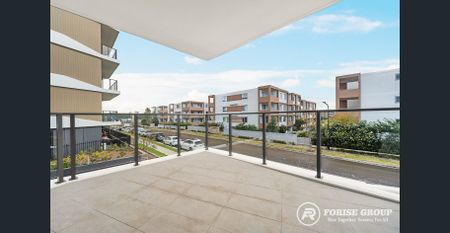 Specious 2 Bed & Study (extra room) - Photo 2