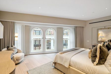 Four bedroom apartment to rent in Knightsbridge SW3. - Photo 3
