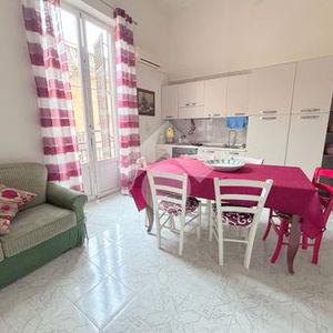 Trilocale in affitto - Photo 2