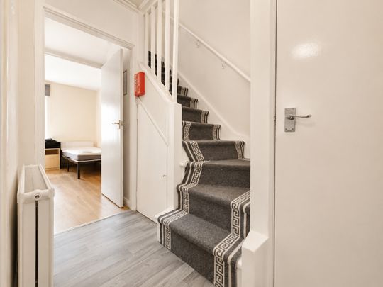 4 Bed Flat, Hilldrop Crescent, N7 - Photo 1