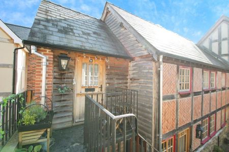 2 bedroom maisonette to rent - Photo 4