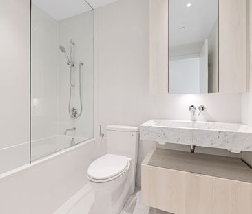 For Lease - 11 Yorkville Avenue Unit# 2411, Toronto, Ontario - Photo 4