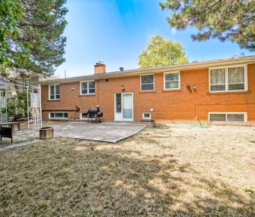 For Lease - 683 Conacher Drive, Toronto, Ontario - Photo 5