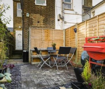 1 bedroom ground floor flat to rent - Photo 1