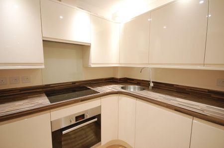 Studio to rent - Photo 5