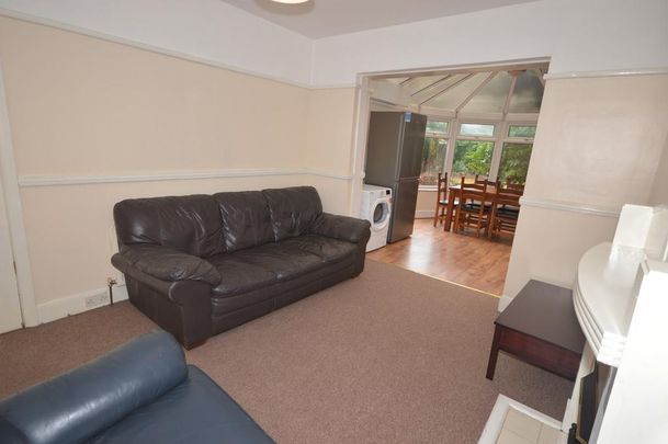 4 bedroom detached house to rent - Photo 1